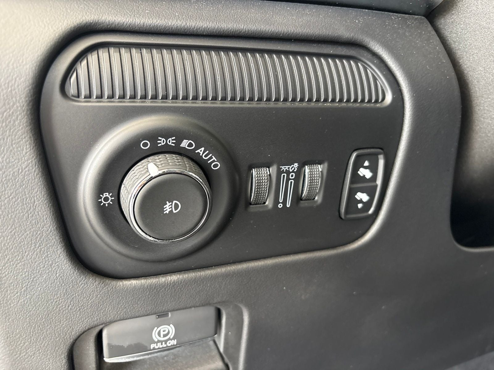 2023 Jeep Grand Wagoneer L Series III 4x4