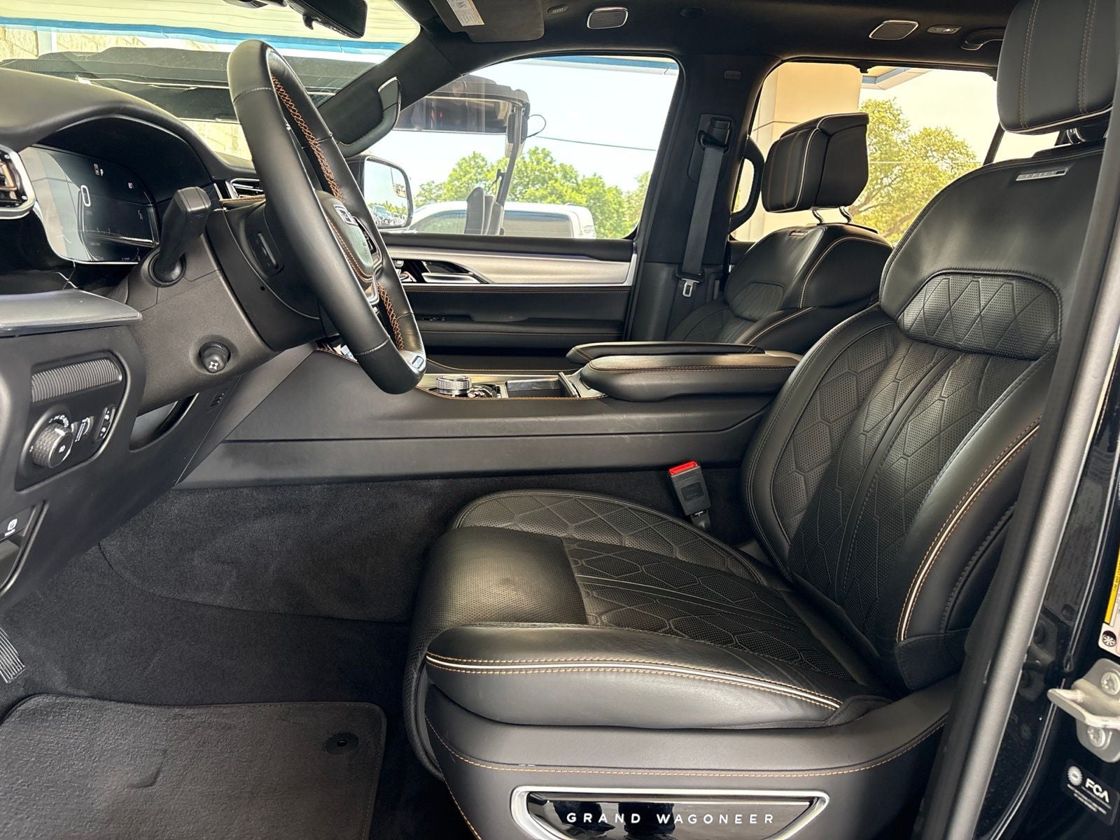 2023 Jeep Grand Wagoneer L Series III 4x4
