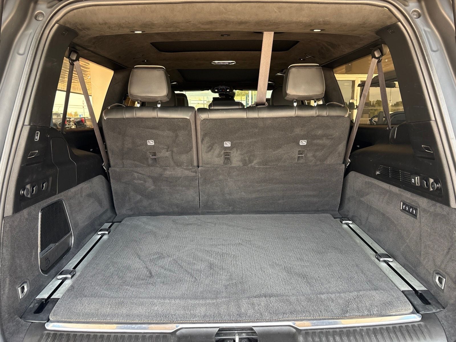 2023 Jeep Grand Wagoneer L Series III 4x4