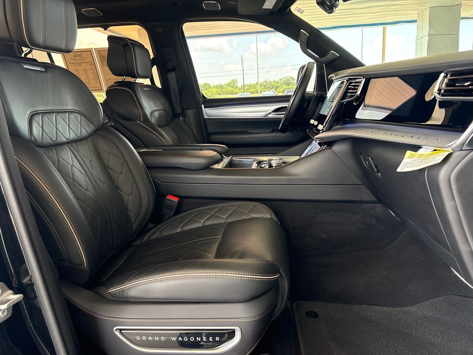 2023 Jeep Grand Wagoneer L Series III 4x4