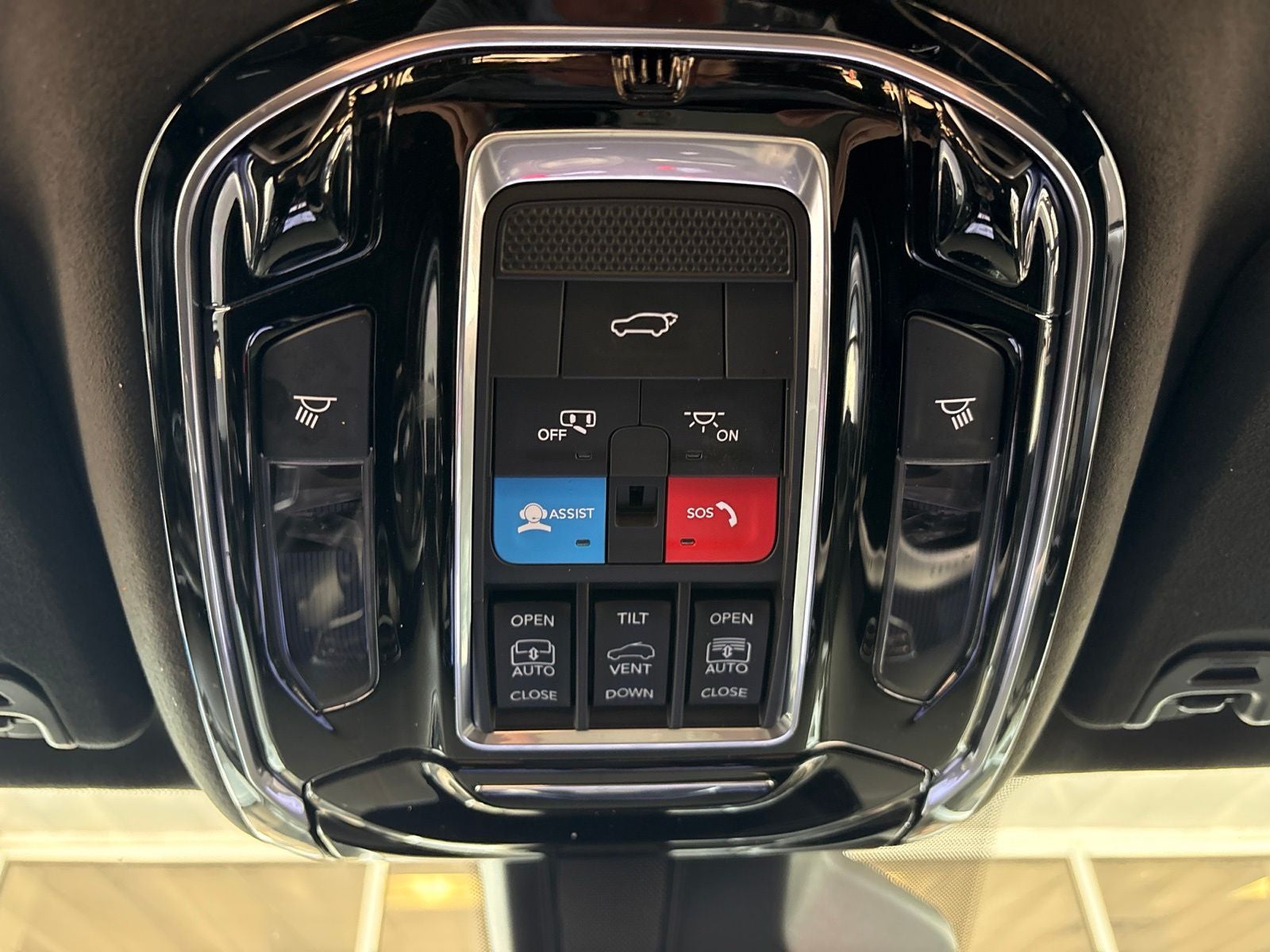 2023 Jeep Grand Wagoneer L Series III 4x4