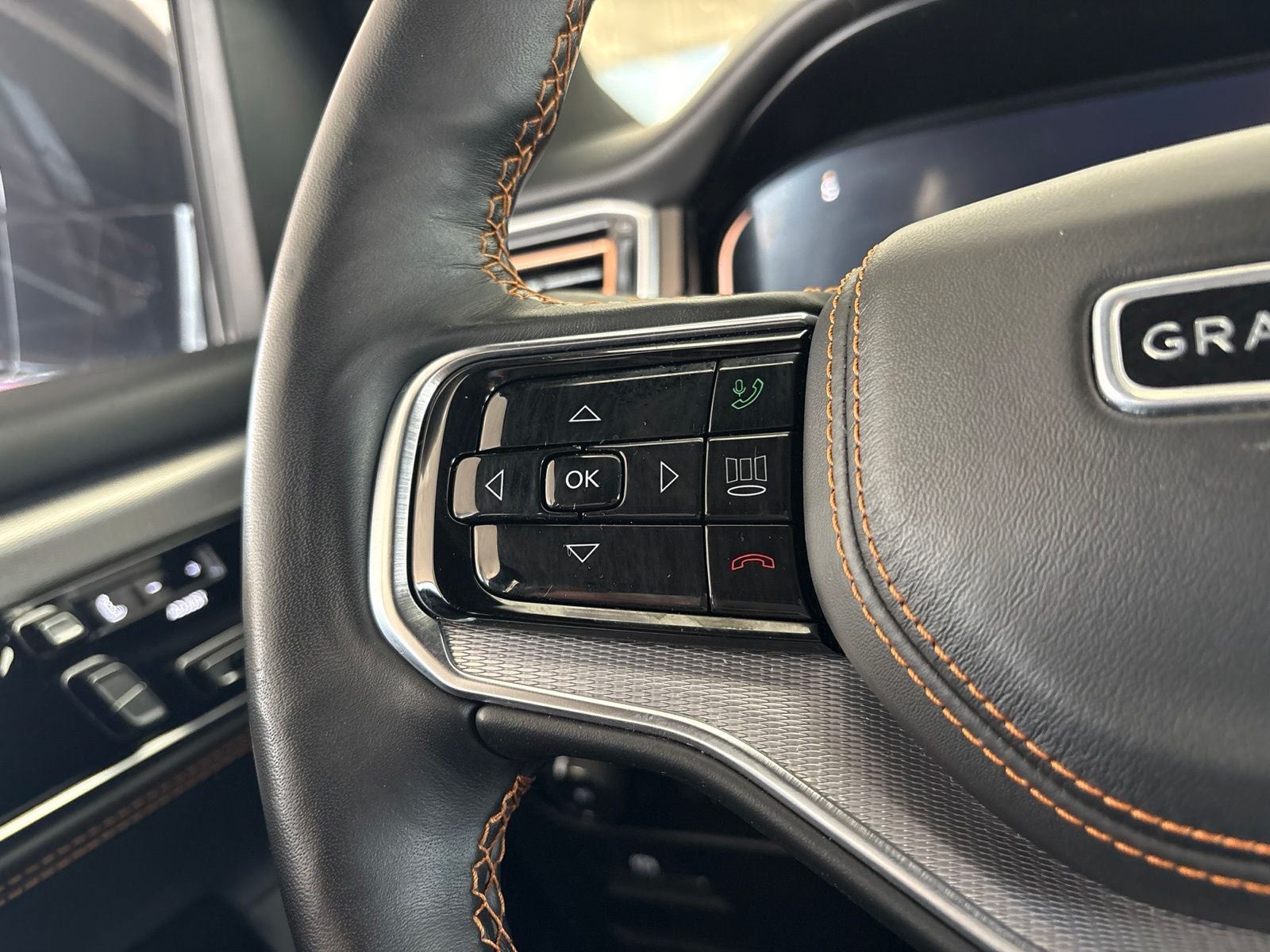 2023 Jeep Grand Wagoneer L Series III 4x4