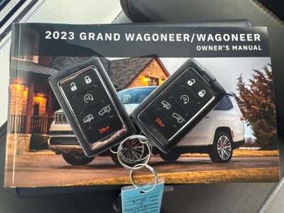 2023 Jeep Grand Wagoneer L Series III 4x4