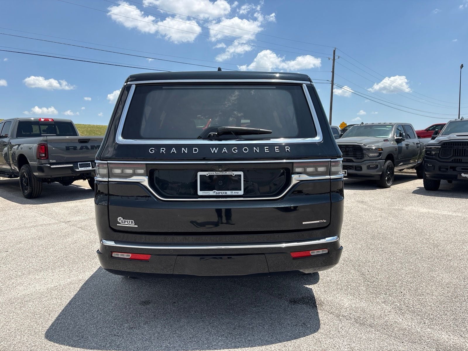 2023 Jeep Grand Wagoneer L Series III 4x4
