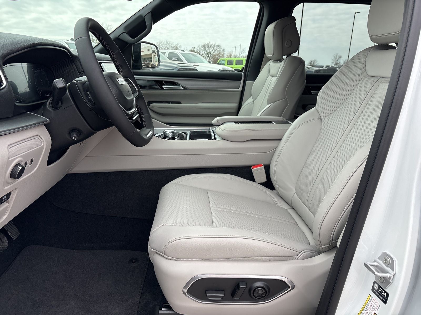 2026 Jeep Grand Wagoneer GRAND WAGONEER 4X2