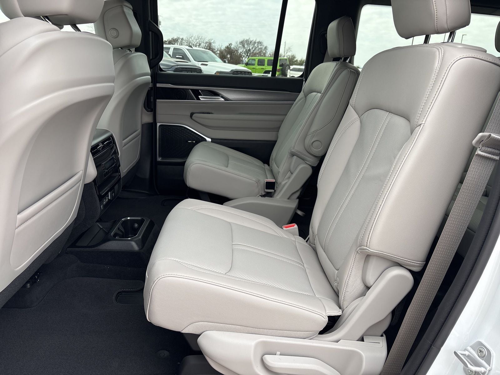 2026 Jeep Grand Wagoneer GRAND WAGONEER 4X2