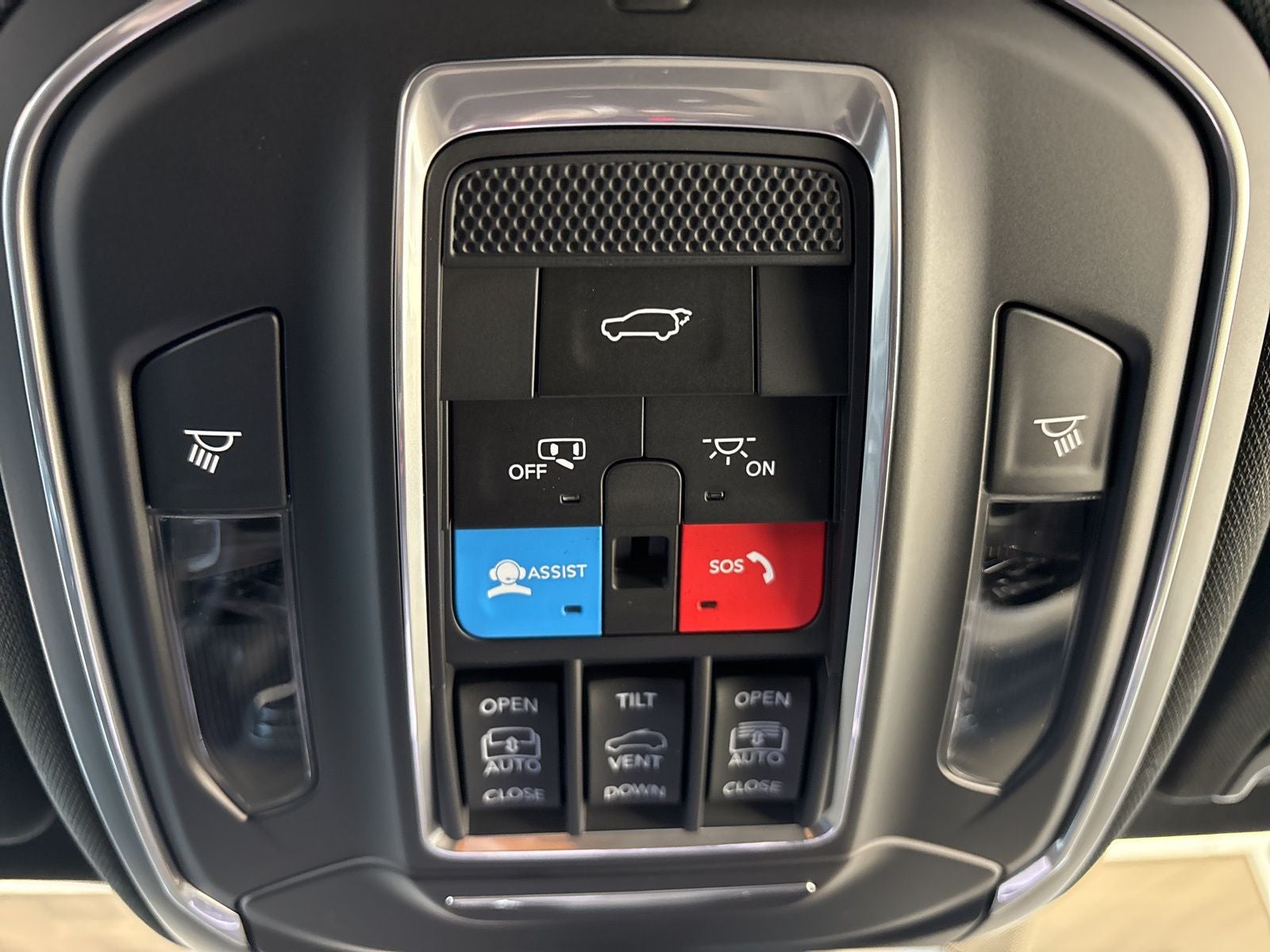 2026 Jeep Grand Wagoneer GRAND WAGONEER UPLAND 4X4