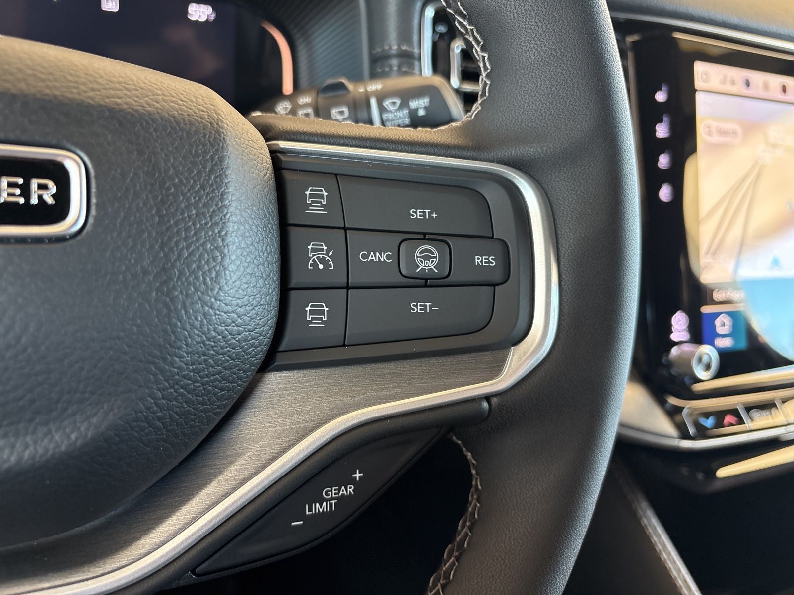 2026 Jeep Grand Wagoneer GRAND WAGONEER UPLAND 4X4