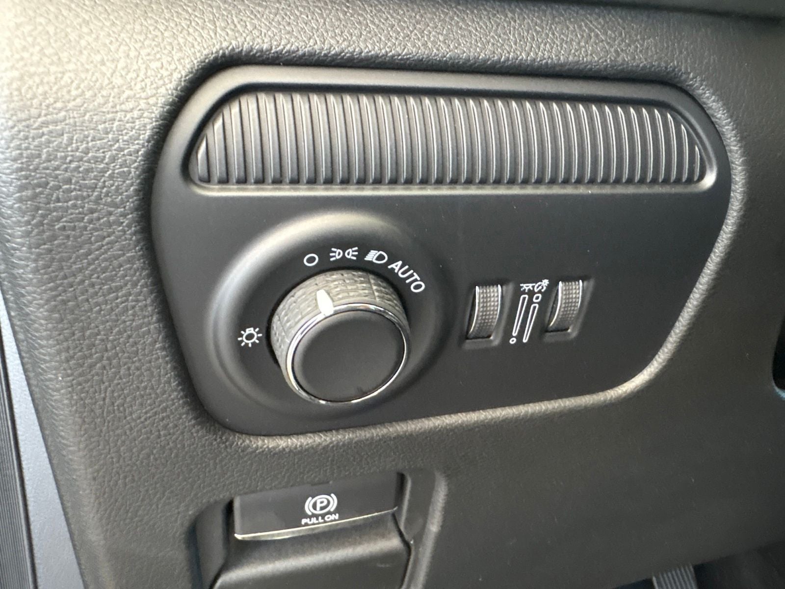 2026 Jeep Grand Wagoneer GRAND WAGONEER UPLAND 4X4