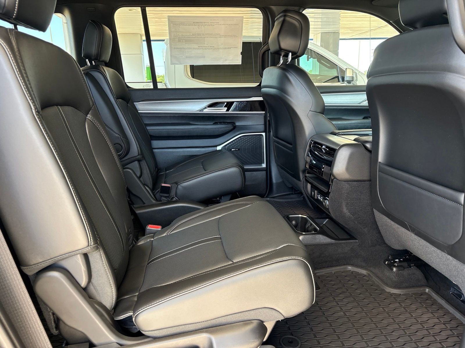 2026 Jeep Grand Wagoneer GRAND WAGONEER UPLAND 4X4