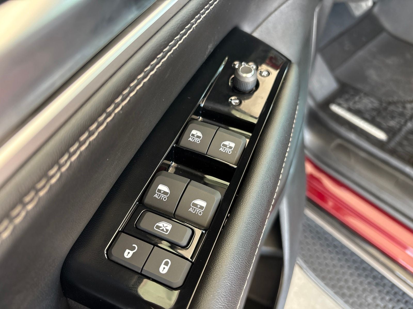 2026 Jeep Grand Wagoneer GRAND WAGONEER UPLAND 4X4