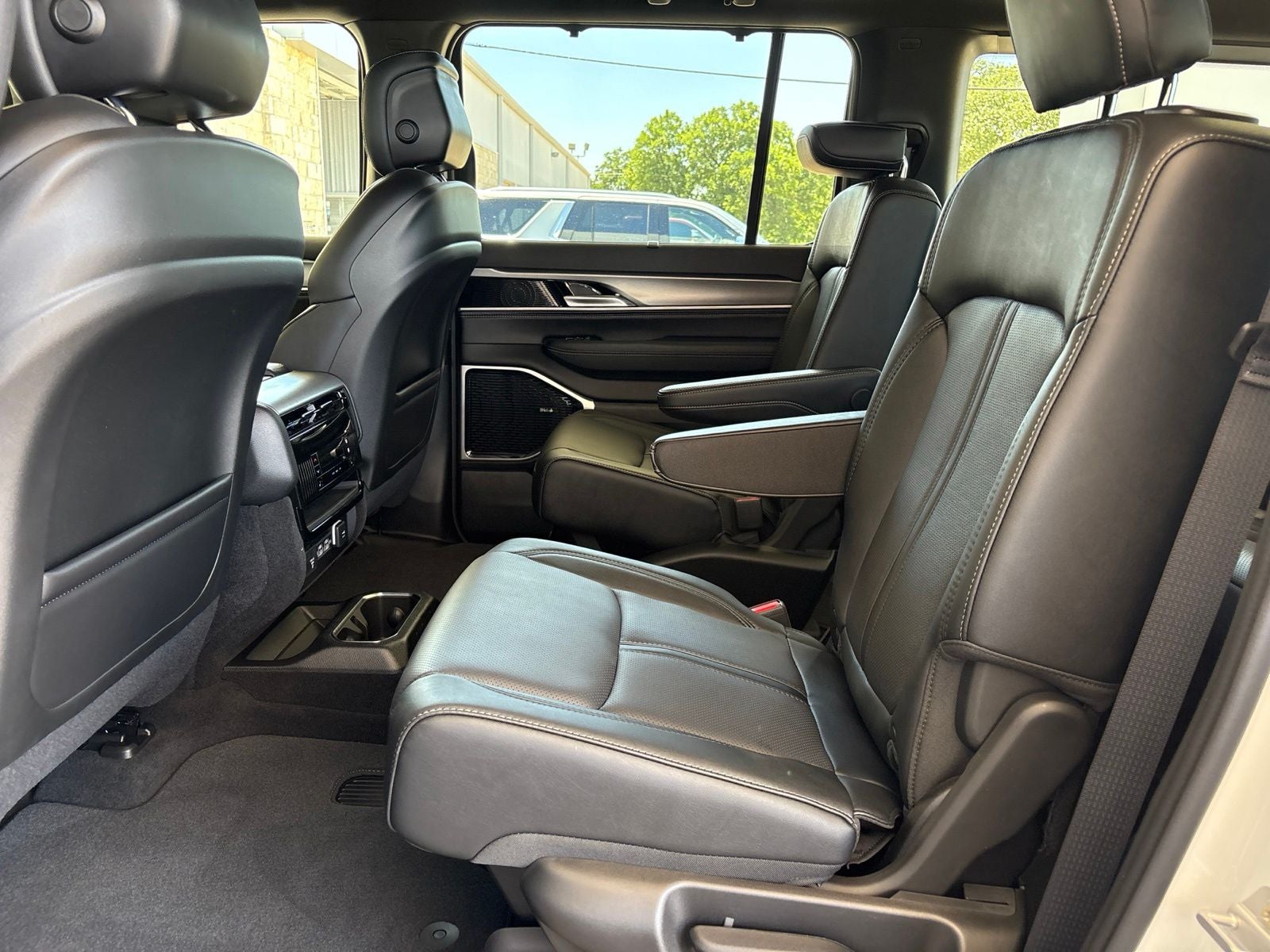 2026 Jeep Grand Wagoneer GRAND WAGONEER LIMITED RESERVE 4X4
