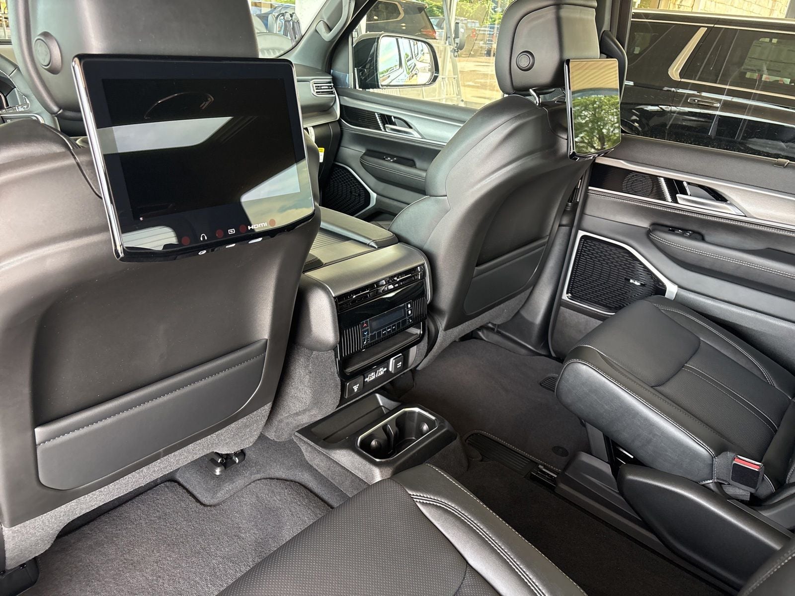 2026 Jeep Grand Wagoneer GRAND WAGONEER LIMITED RESERVE 4X4