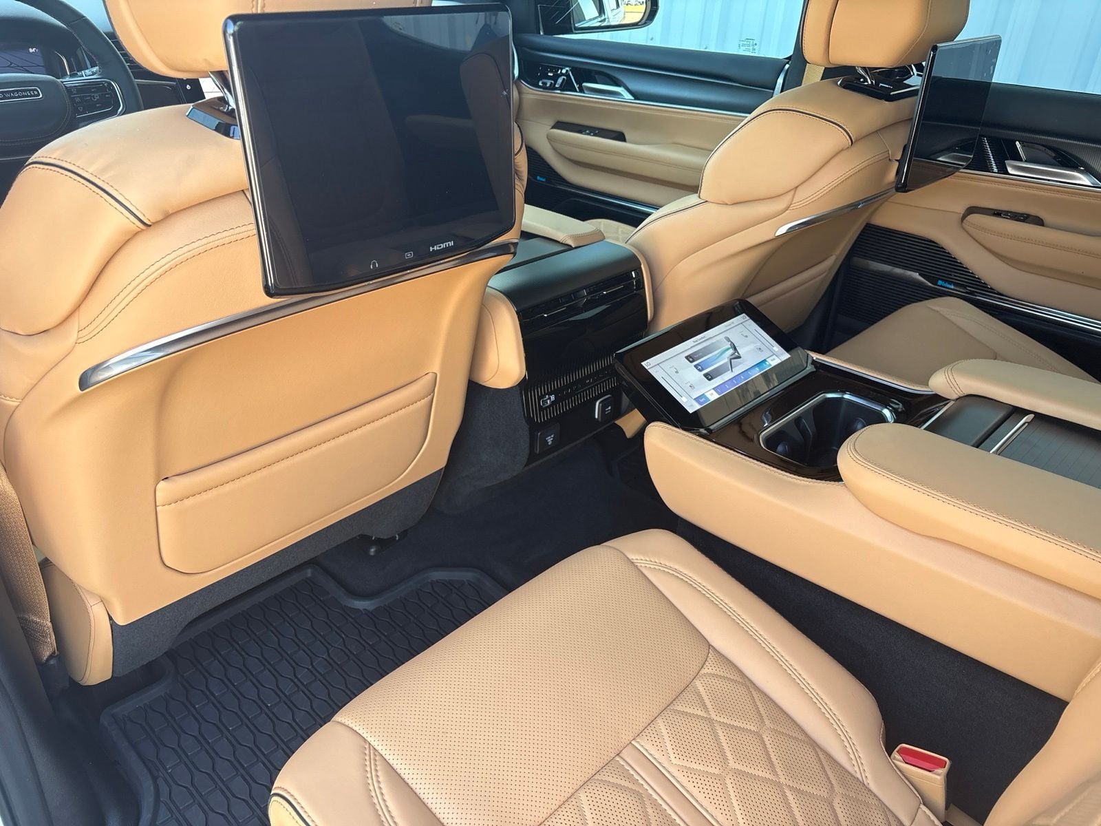 2026 Jeep Grand Wagoneer GRAND WAGONEER SUMMIT RESERVE 4X4