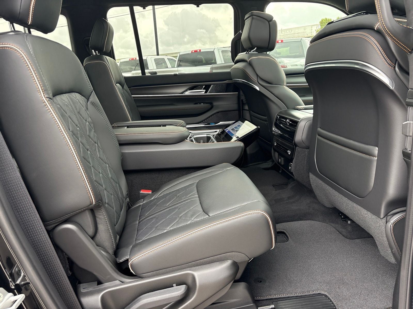 2026 Jeep Grand Wagoneer GRAND WAGONEER SUMMIT RESERVE 4X4
