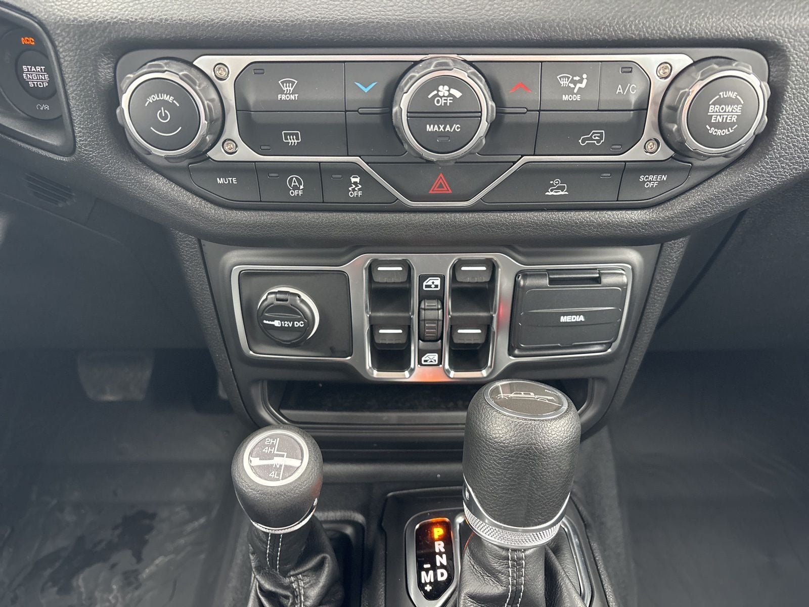 2026 Jeep Gladiator GLADIATOR SPORT 4X4