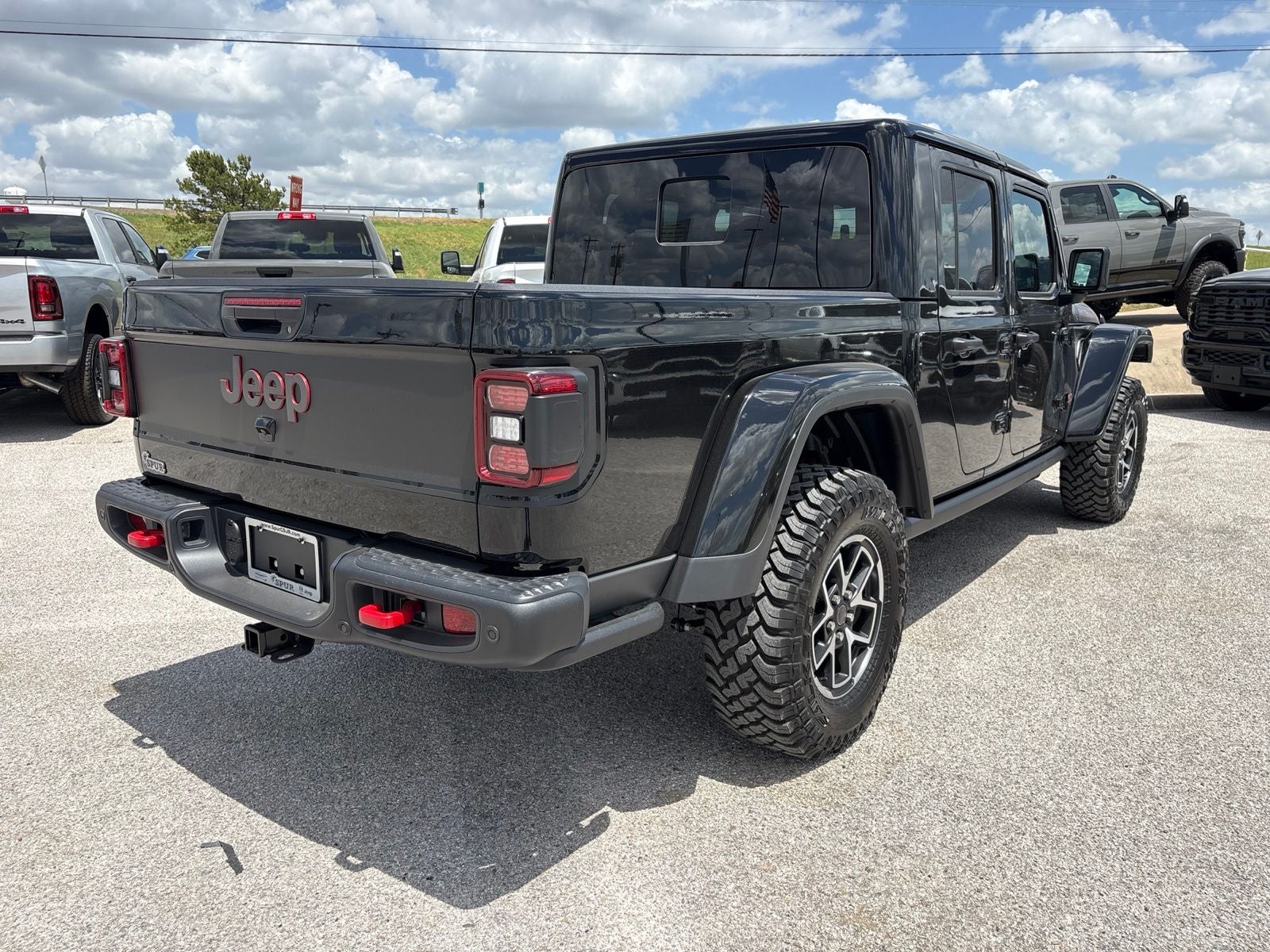 2026 Jeep Gladiator GLADIATOR SHADOW OPS 4X4