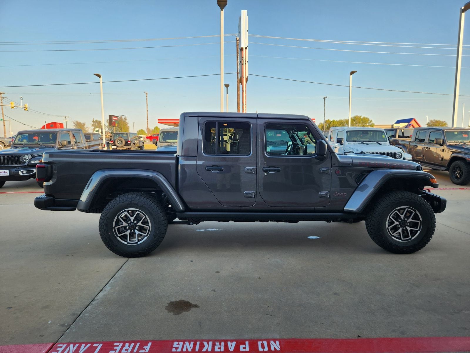 2025 Jeep Gladiator GLADIATOR RUBICON X 4X4