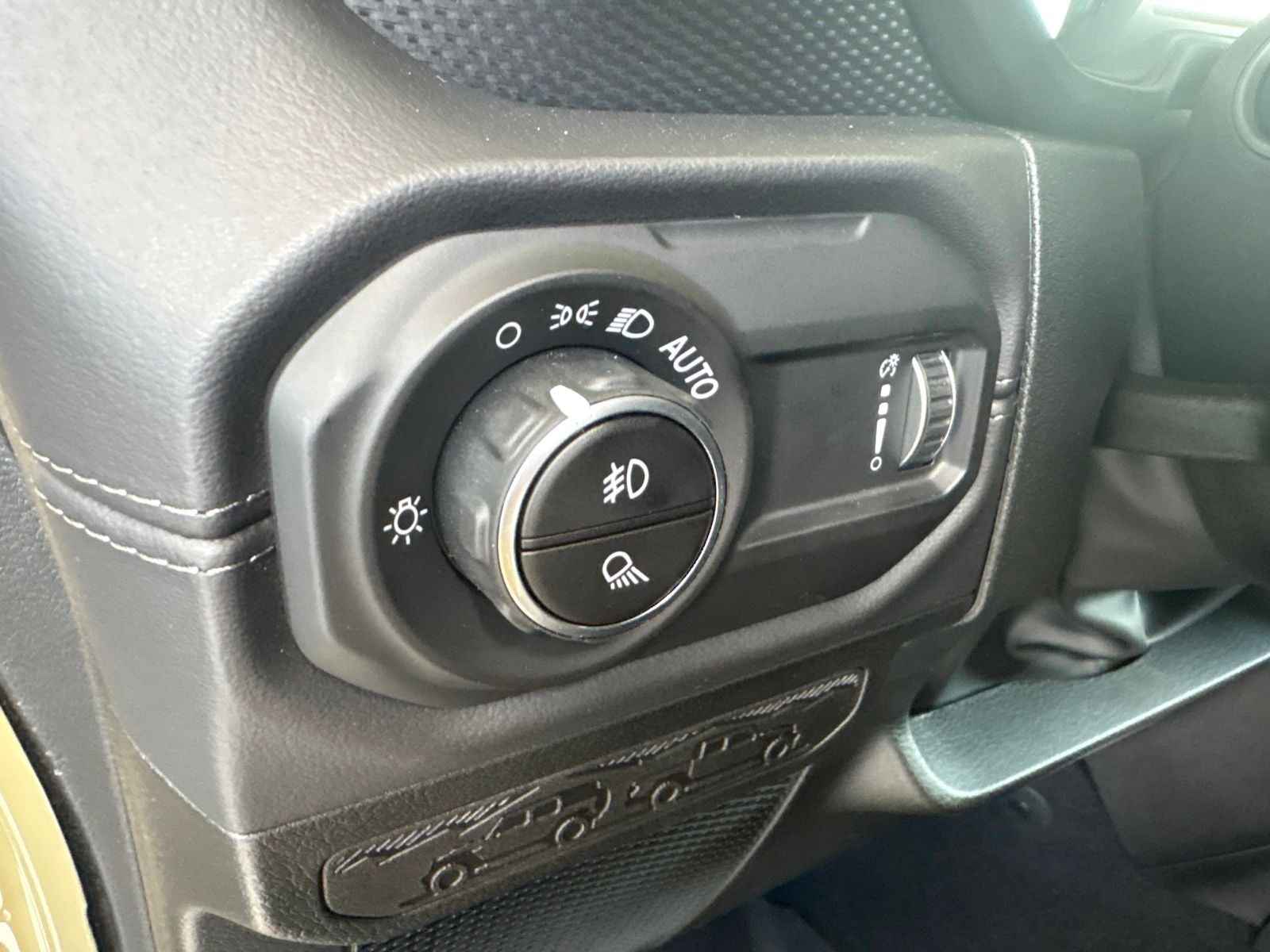 2026 Jeep Gladiator GLADIATOR SHADOW OPS 4X4