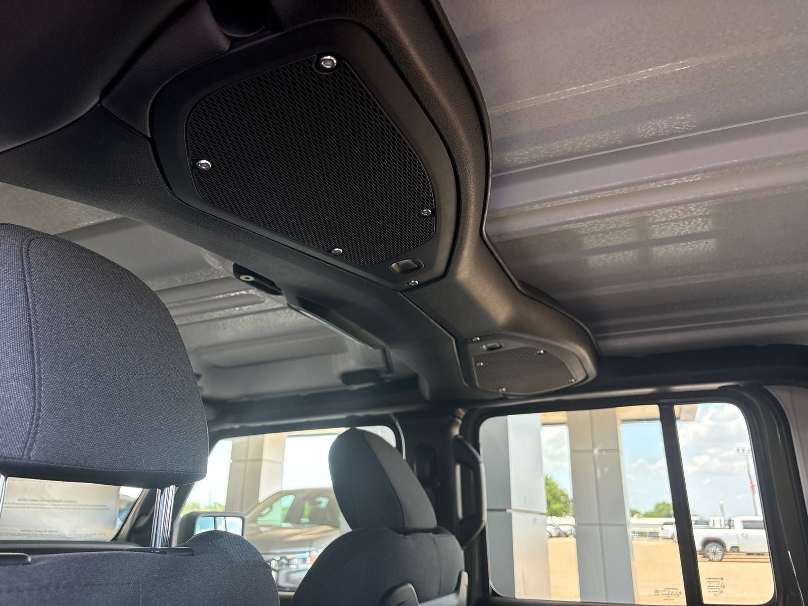 2026 Jeep Gladiator GLADIATOR SHADOW OPS 4X4