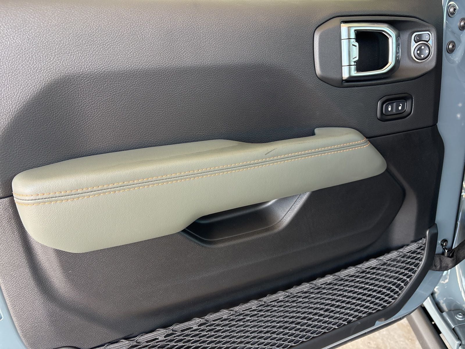 2026 Jeep Gladiator GLADIATOR MOJAVE X 4X4