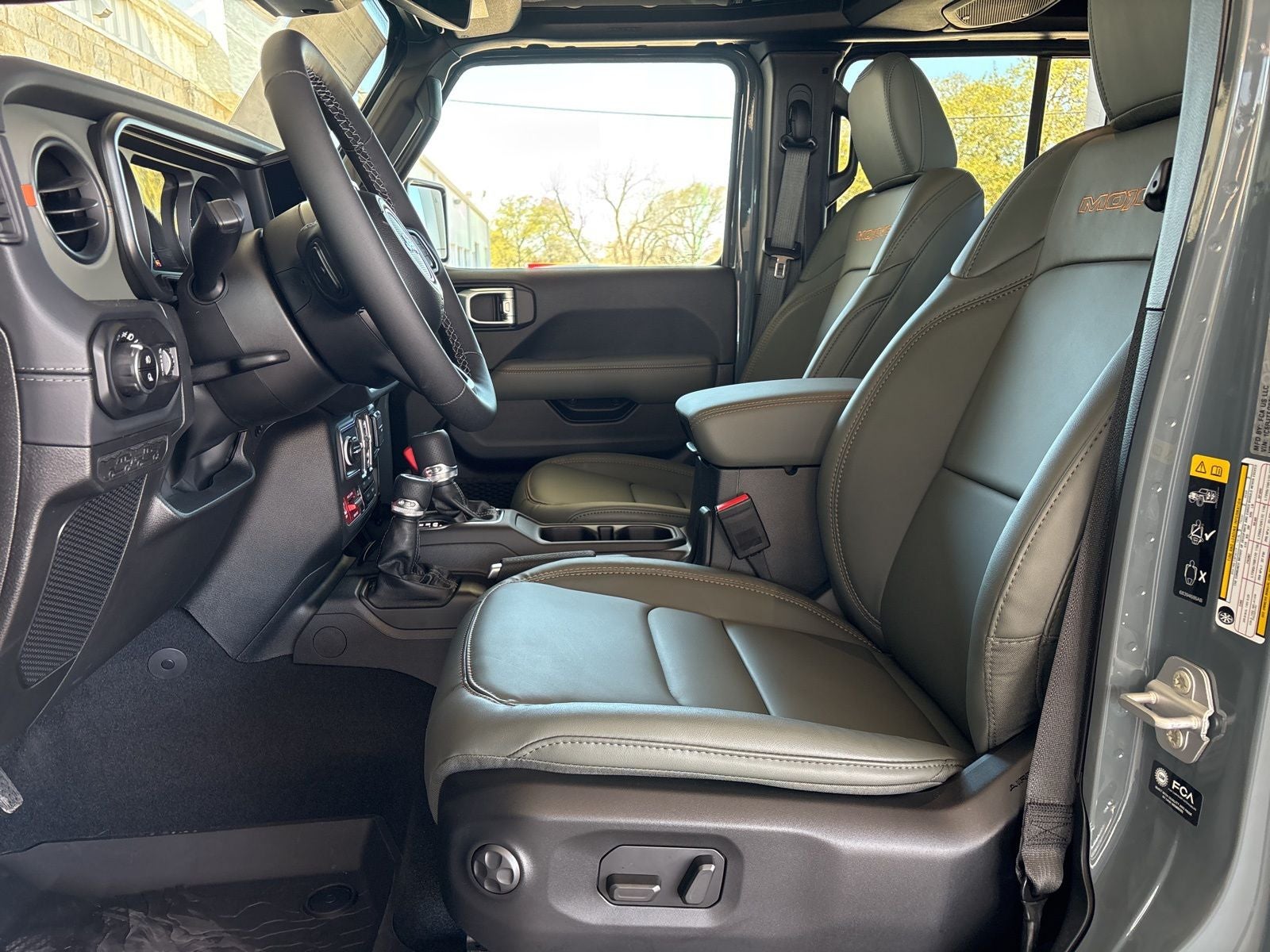 2026 Jeep Gladiator GLADIATOR MOJAVE X 4X4