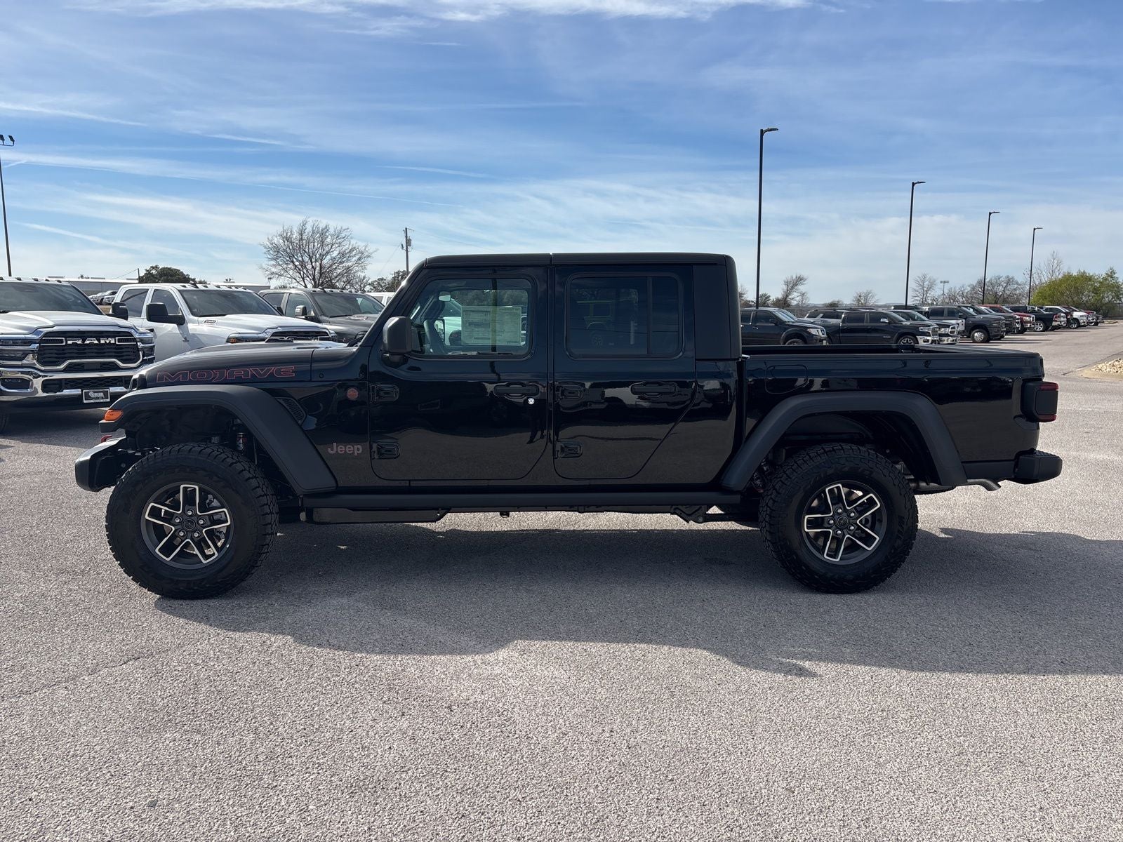 2026 Jeep Gladiator GLADIATOR MOJAVE 4X4
