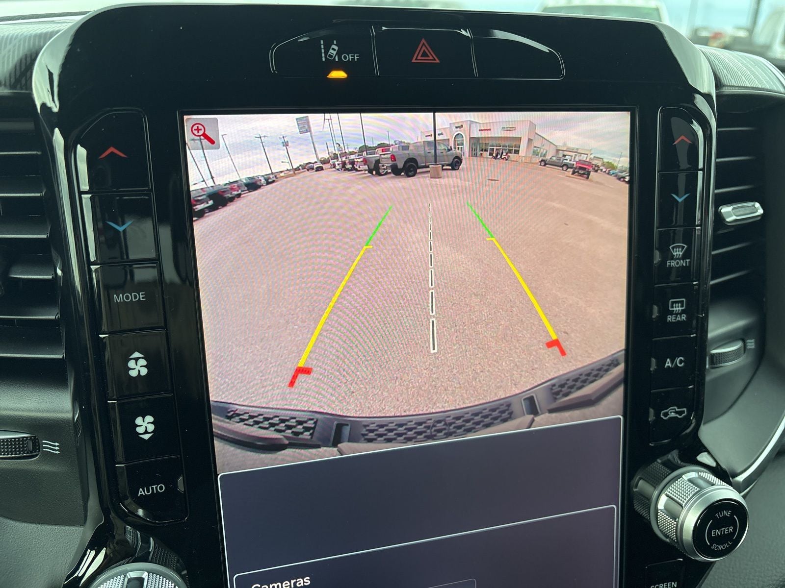 2026 RAM Ram 1500 RAM 1500 LONE STAR CREW CAB 4X2 5'7' BOX