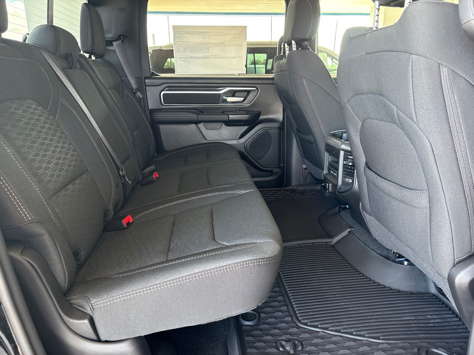 2027 RAM Ram 1500 RAM 1500 LONE STAR CREW CAB 4X2 5'7' BOX