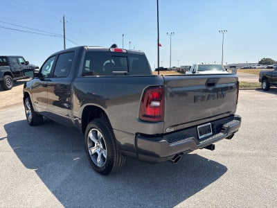 2026 RAM Ram 1500 RAM 1500 EXPRESS CREW CAB 4X2 5'7' BOX