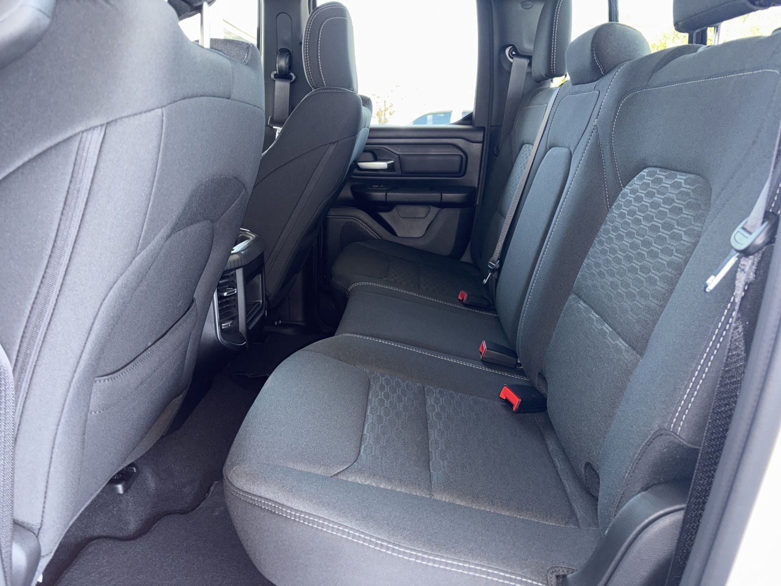 2026 RAM Ram 1500 RAM 1500 EXPRESS QUAD CAB 4X4 6'4' BOX