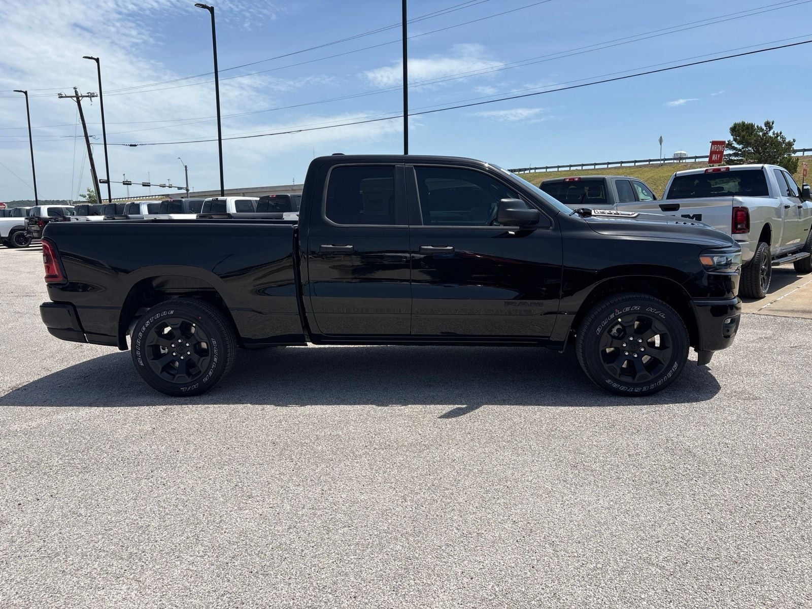 2026 RAM Ram 1500 RAM 1500 EXPRESS QUAD CAB 4X4 6'4' BOX