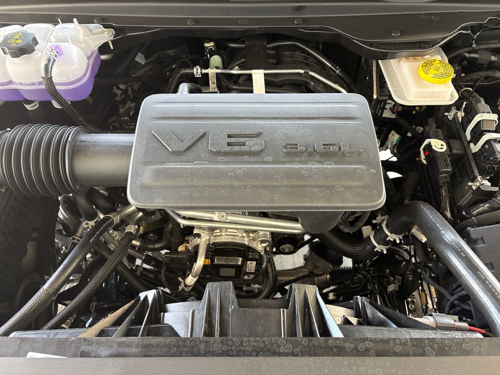 2026 RAM Ram 1500 RAM 1500 EXPRESS QUAD CAB 4X2 6'4' BOX