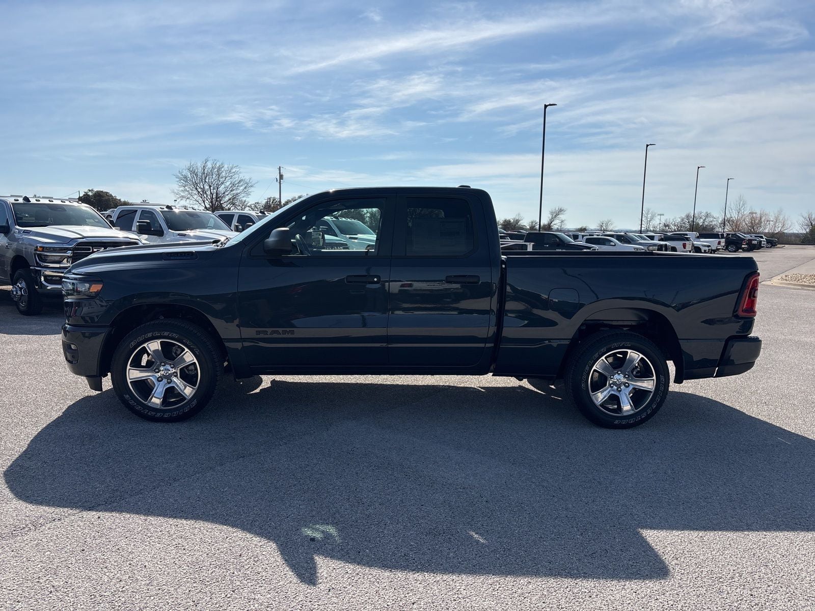 2026 RAM Ram 1500 RAM 1500 EXPRESS QUAD CAB 4X2 6'4' BOX