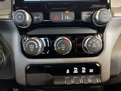 2026 RAM Ram 1500 RAM 1500 EXPRESS QUAD CAB 4X2 6'4' BOX