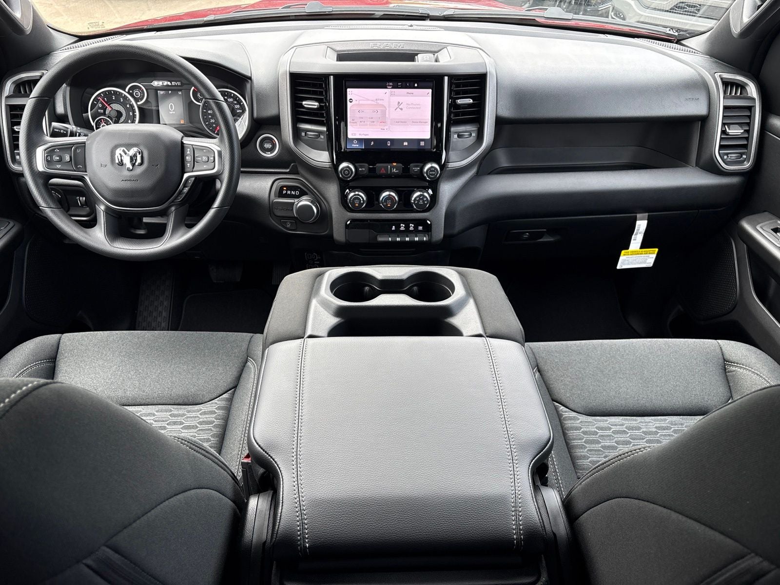 2026 RAM Ram 1500 RAM 1500 EXPRESS QUAD CAB 4X2 6'4' BOX