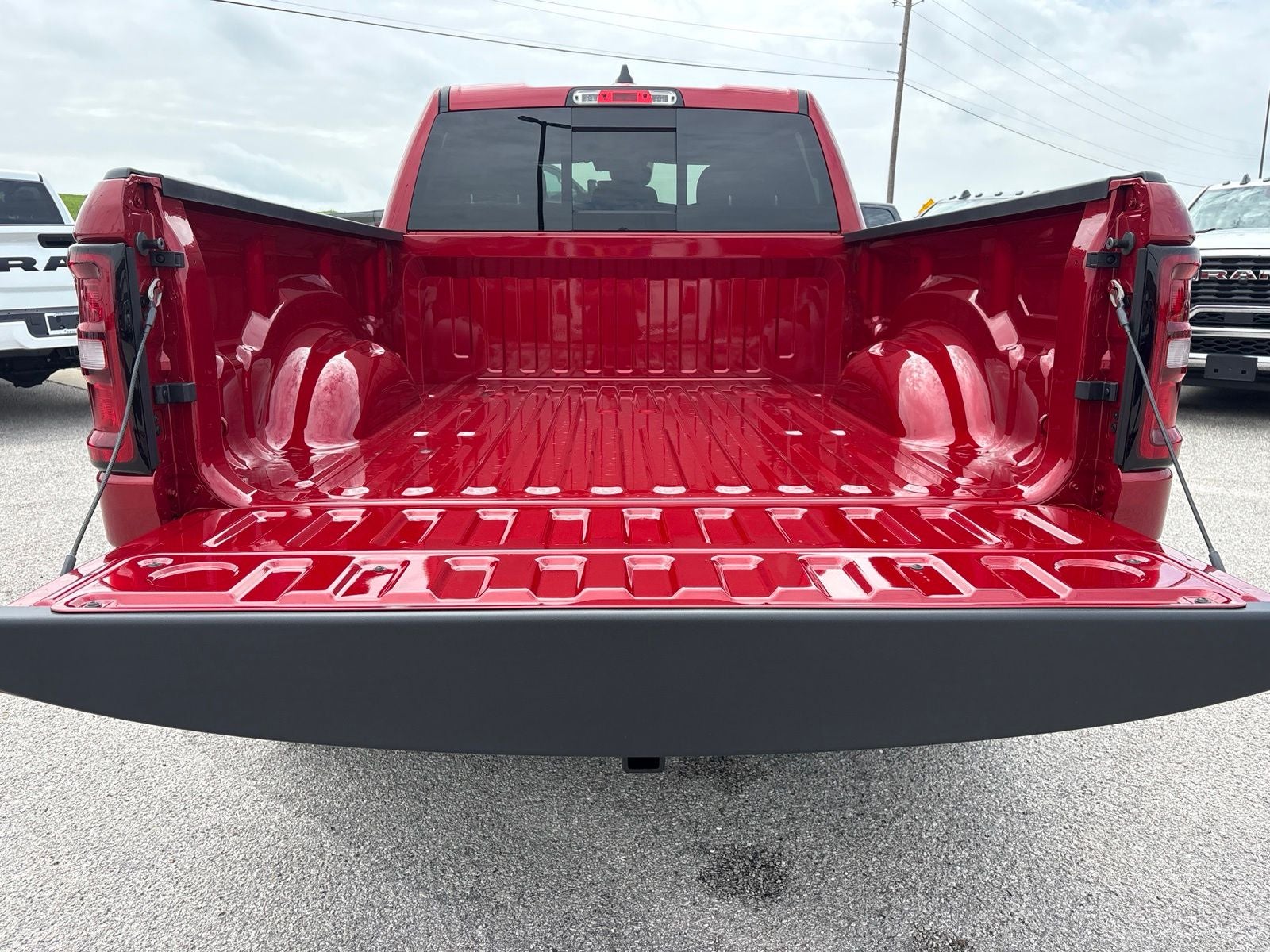 2026 RAM Ram 1500 RAM 1500 EXPRESS QUAD CAB 4X2 6'4' BOX