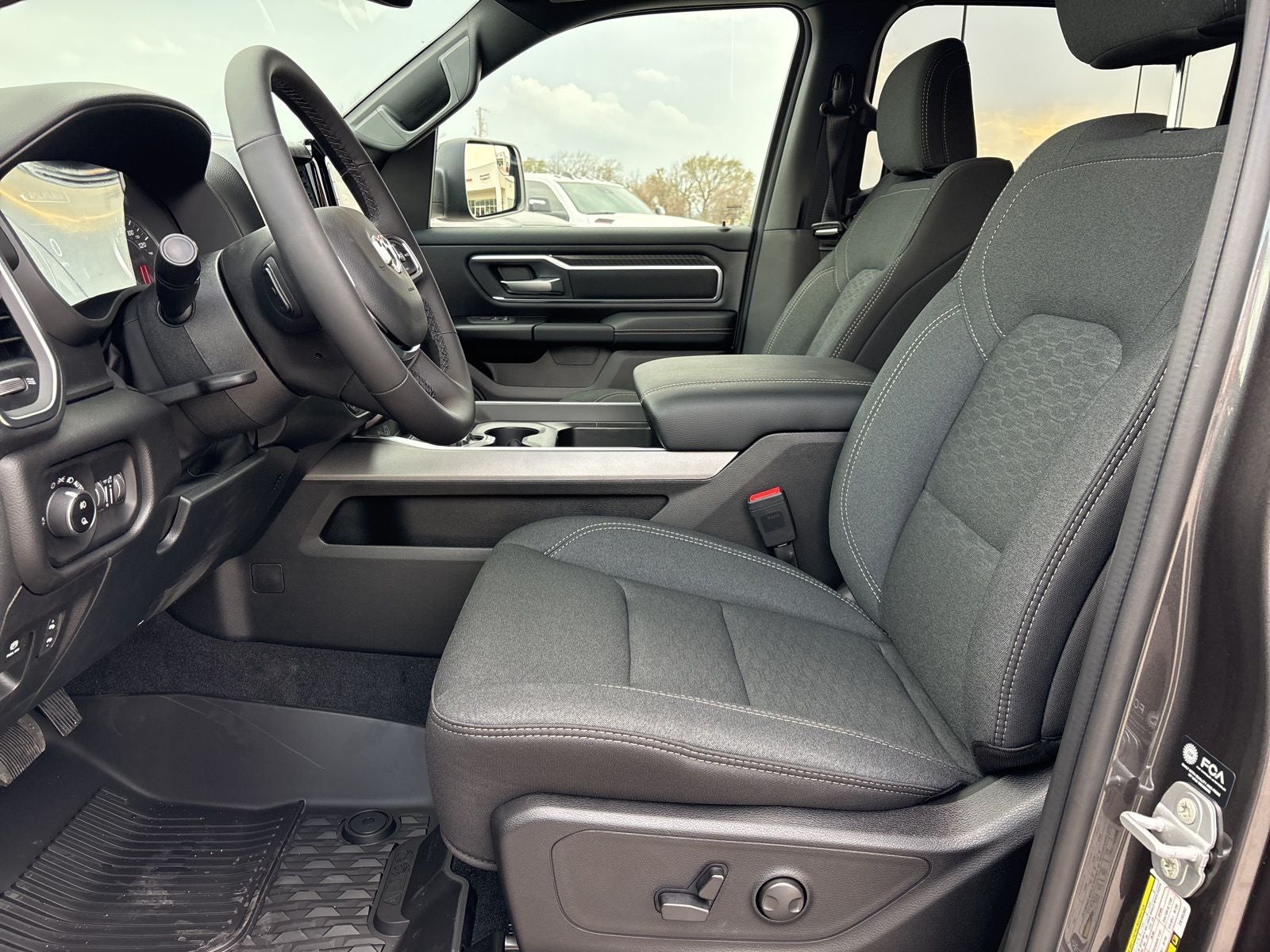 2026 RAM Ram 1500 RAM 1500 LONE STAR CREW CAB 4X4 5'7' BOX