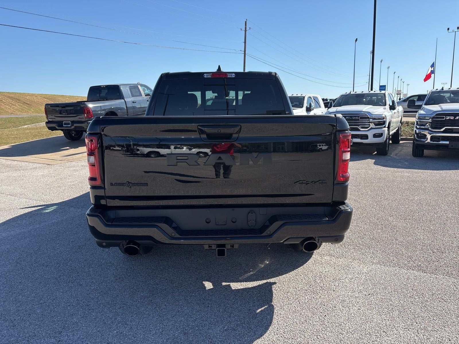 2026 RAM Ram 1500 RAM 1500 LONE STAR CREW CAB 4X4 5'7' BOX