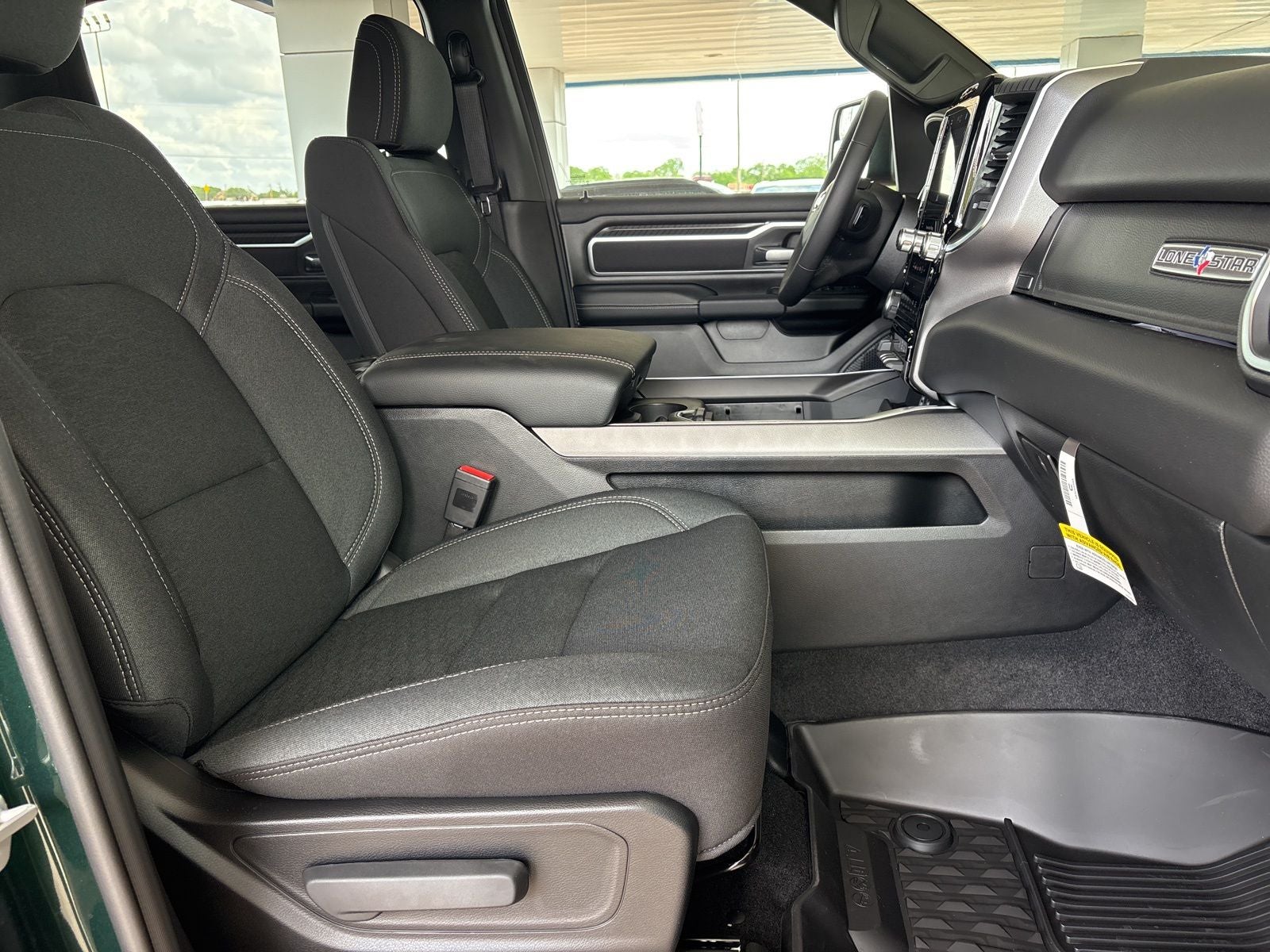 2026 RAM Ram 1500 RAM 1500 LONE STAR CREW CAB 4X4 5'7' BOX