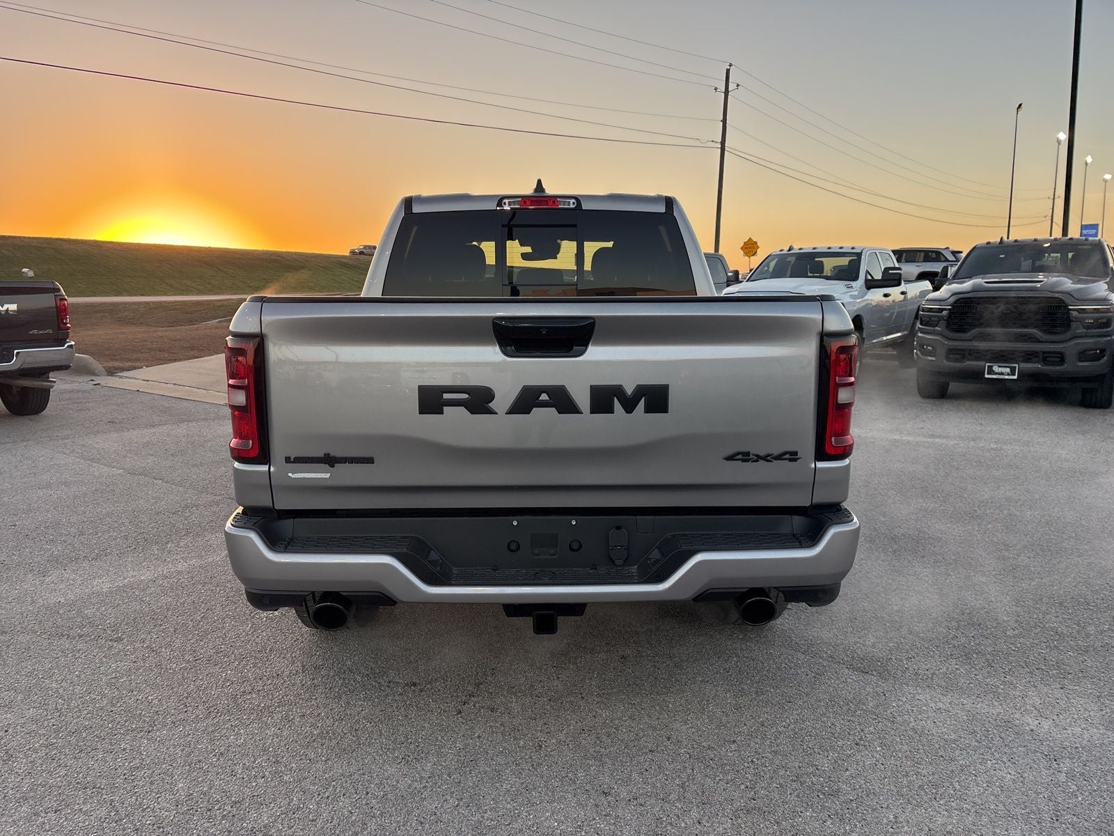 2026 RAM Ram 1500 RAM 1500 LONE STAR CREW CAB 4X4 5'7' BOX