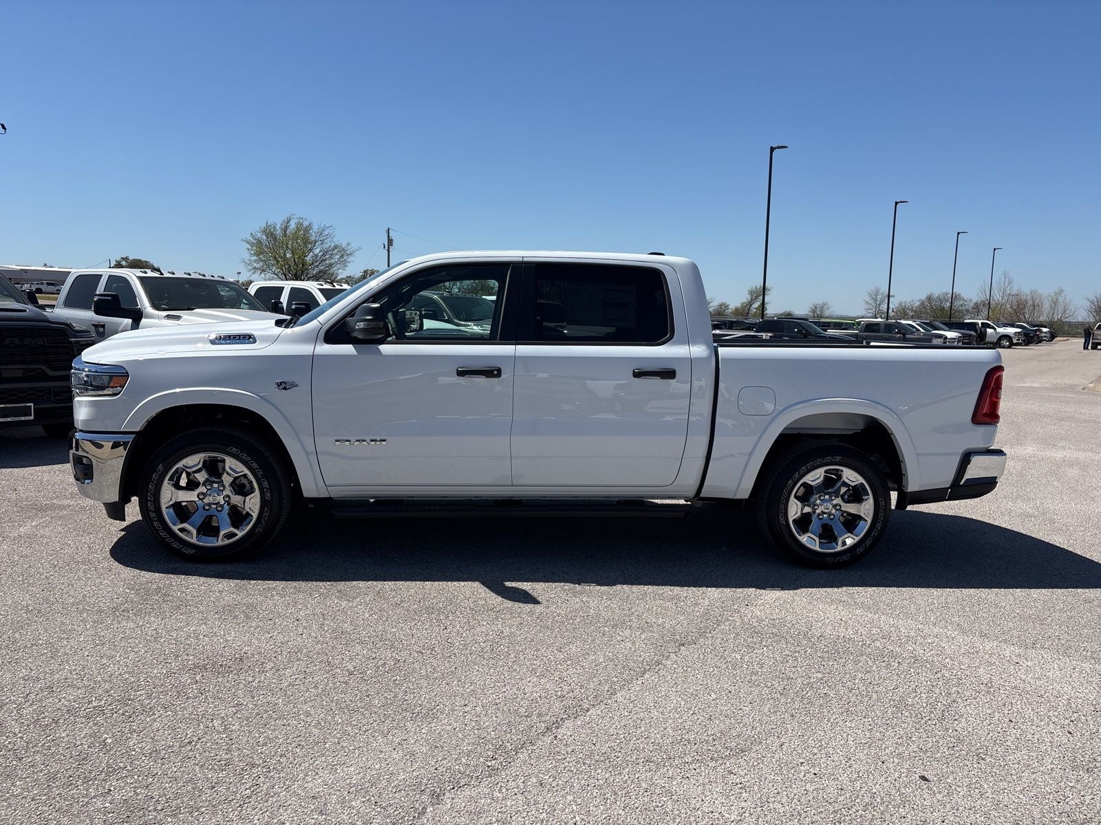 2026 RAM Ram 1500 RAM 1500 LONE STAR CREW CAB 4X4 5'7' BOX
