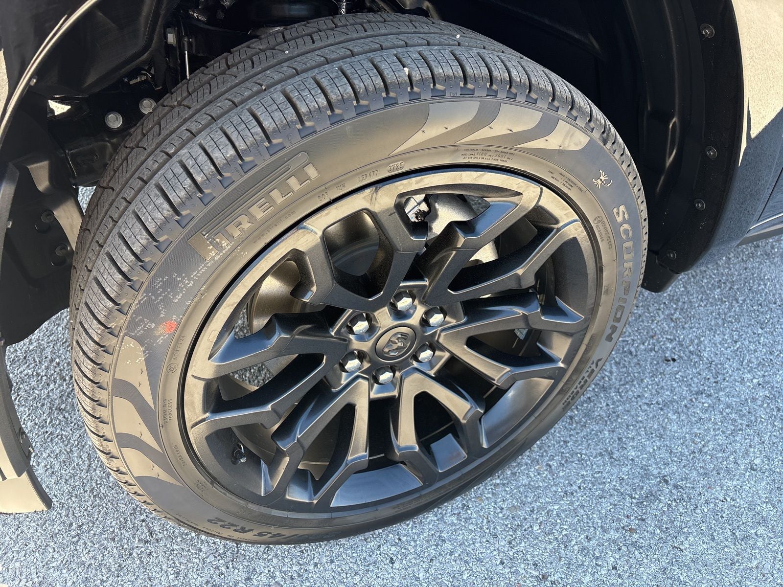 2026 RAM Ram 1500 RAM 1500 LIMITED CREW CAB 4X4 5'7' BOX