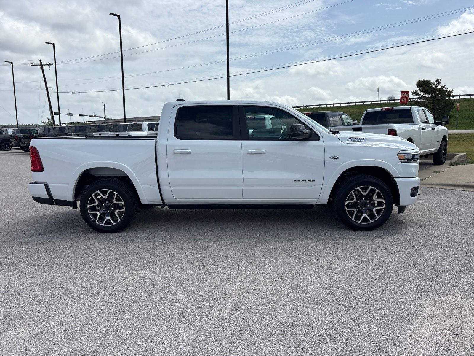 2026 RAM Ram 1500 RAM 1500 LARAMIE CREW CAB 4X4 5'7' BOX