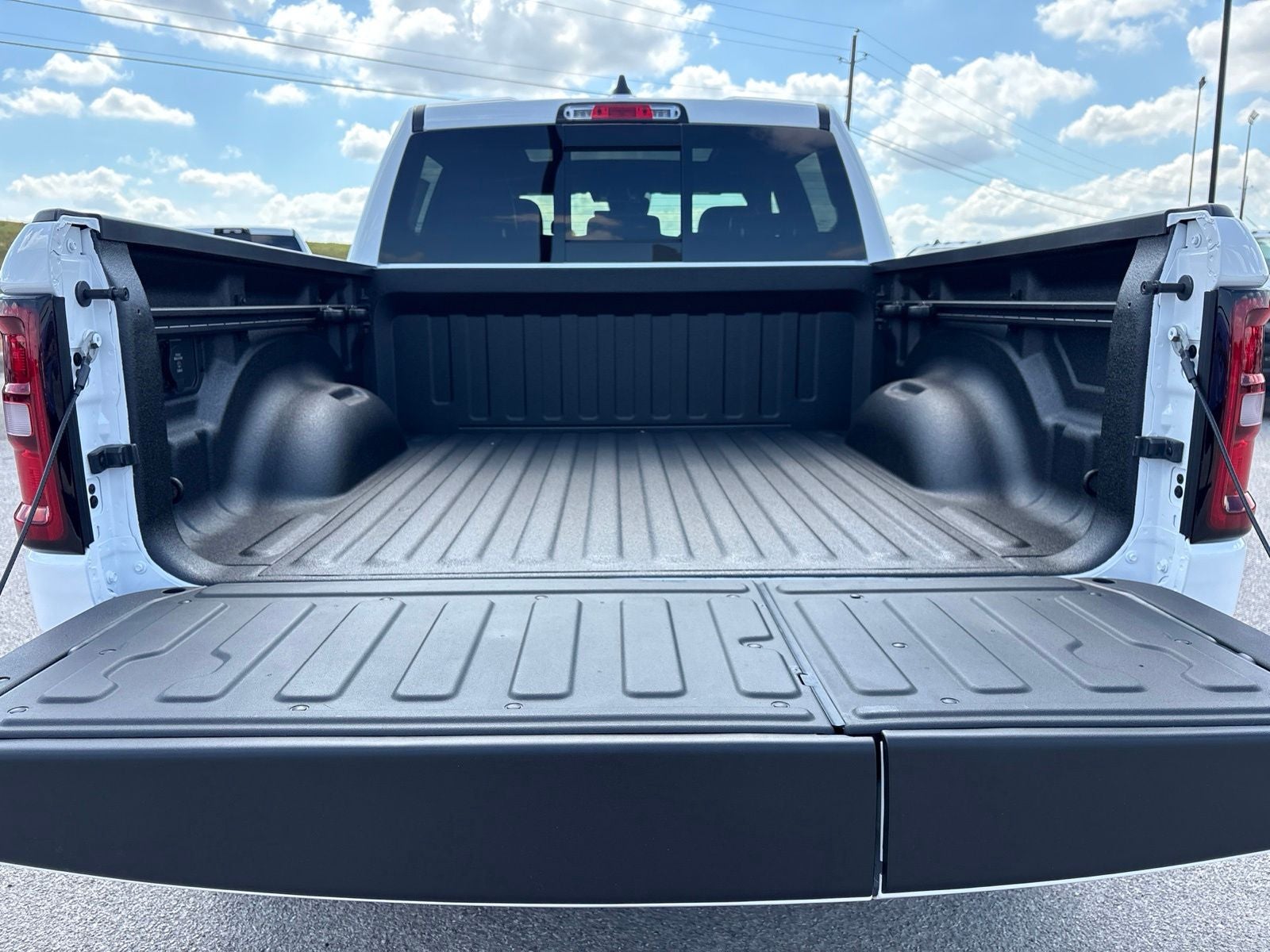 2027 RAM Ram 1500 RAM 1500 REBEL CREW CAB 4X4 5'7' BOX