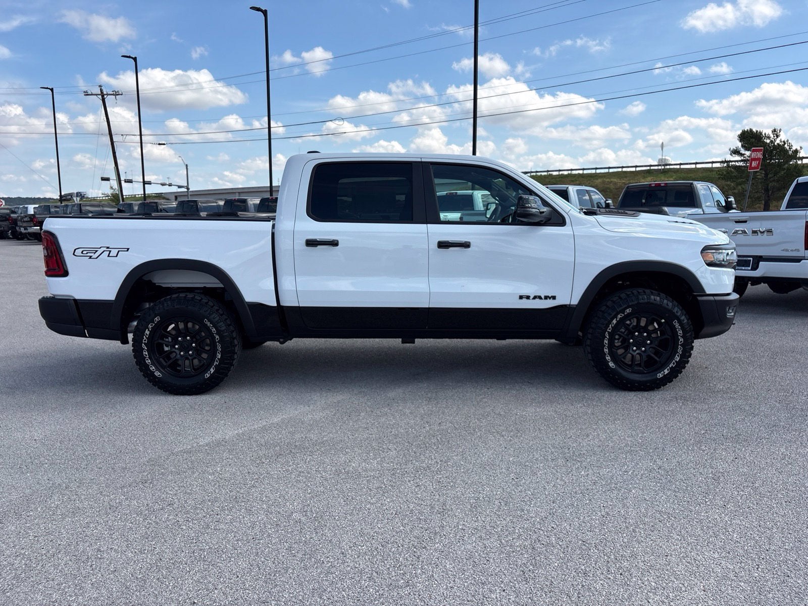 2027 RAM Ram 1500 RAM 1500 REBEL CREW CAB 4X4 5'7' BOX