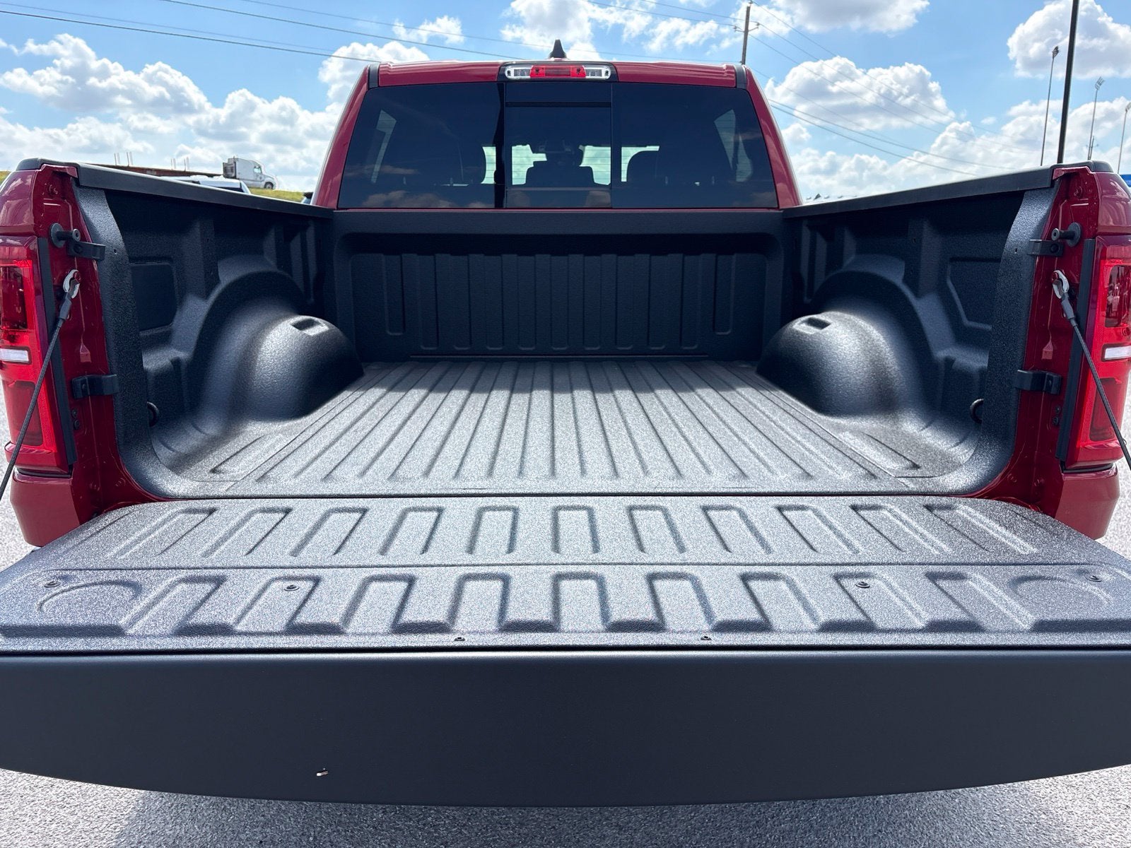 2027 RAM Ram 1500 RAM 1500 RHO CREW CAB 4X4 5'7' BOX