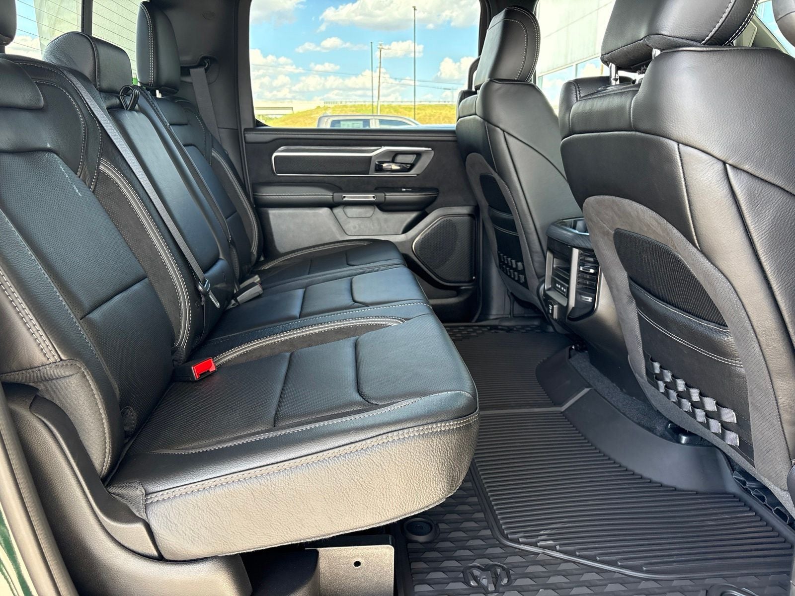 2027 RAM Ram 1500 RAM 1500 RHO CREW CAB 4X4 5'7' BOX