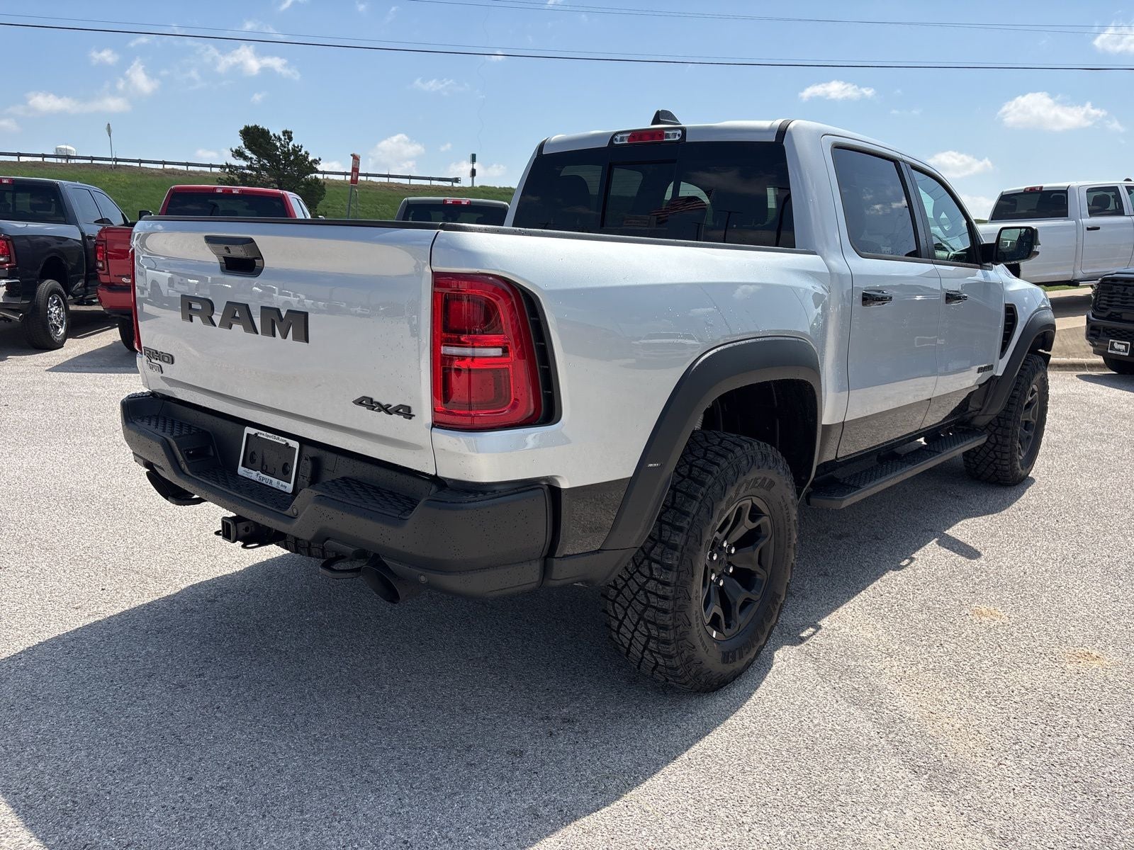 2026 RAM Ram 1500 RAM 1500 RHO CREW CAB 4X4 5'7' BOX