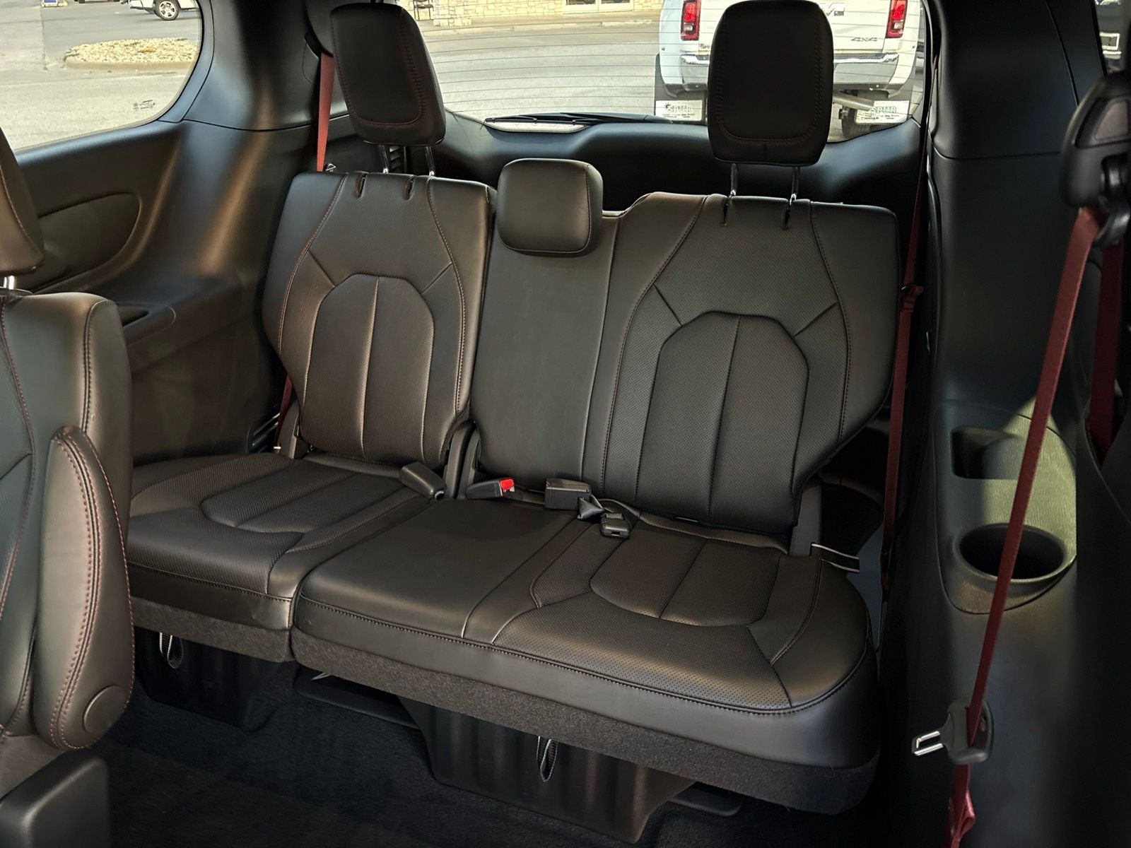 2027 Chrysler Pacifica PACIFICA SELECT